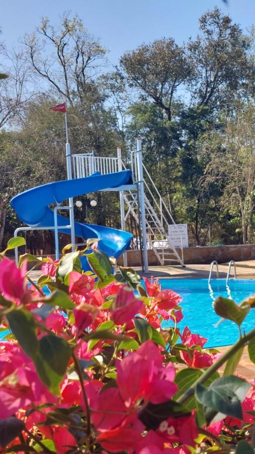Апартаменты Casa De Huespedes Mariposa En Manantial Countryclub Hohenau Экстерьер фото